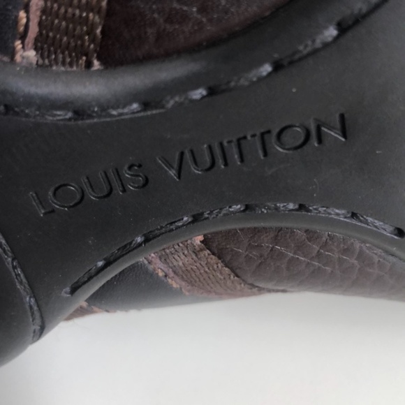 Louis Vuitton Authentic Leather Sneakers Sz 8 - Picture 11 of 14